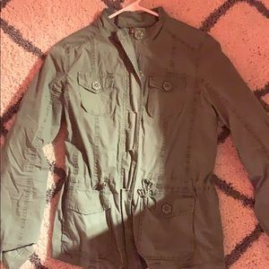 Greene button up light jacket